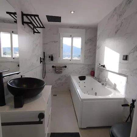 Panoramico Loft Piscina Wi-fi Hidromasaje Centro Torremolinos