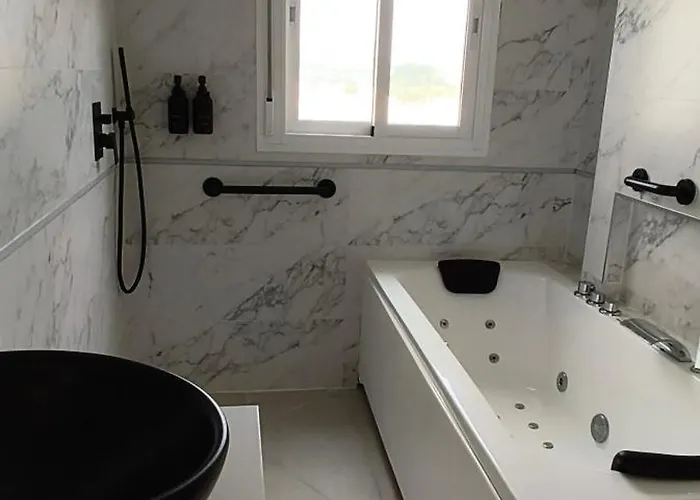 Aqua And Sol - Hidromasaje Wifi Centro Торремолинос