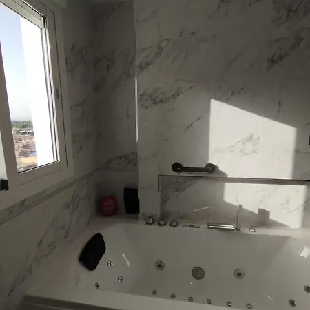 Aqua And Sol - Hidromasaje Wifi Centro Lägenhet Torremolinos