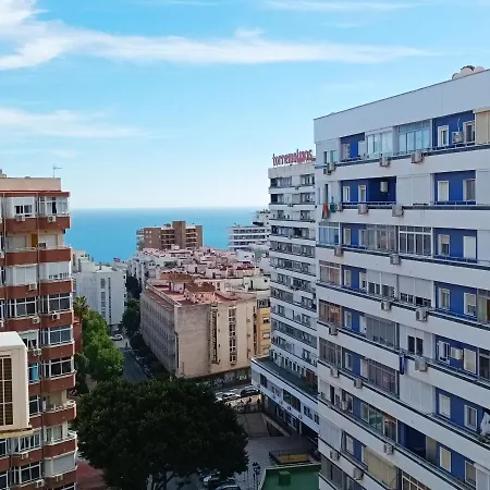 Apartamento Precioso - Nuevo - Centro De - Terraza Con Vistas Al Mar, Impresionantes Vistas A La Montana, Wifi 359 Mbps, Smart Tv 40
