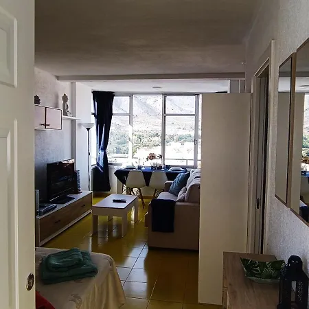 Apartamento Precioso - Nuevo - Centro De - Terraza Con Vistas Al Mar, Impresionantes Vistas A La Montana, Wifi 359 Mbps, Smart Tv 40